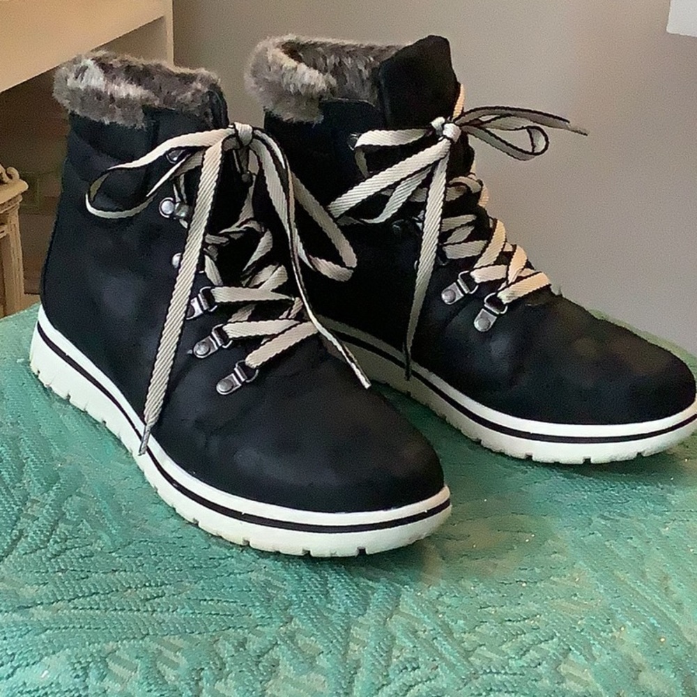 🥾 LADIES BOOTS🥾